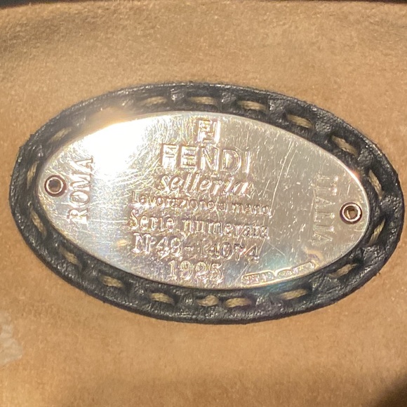 Fendi - Picture 6 of 11